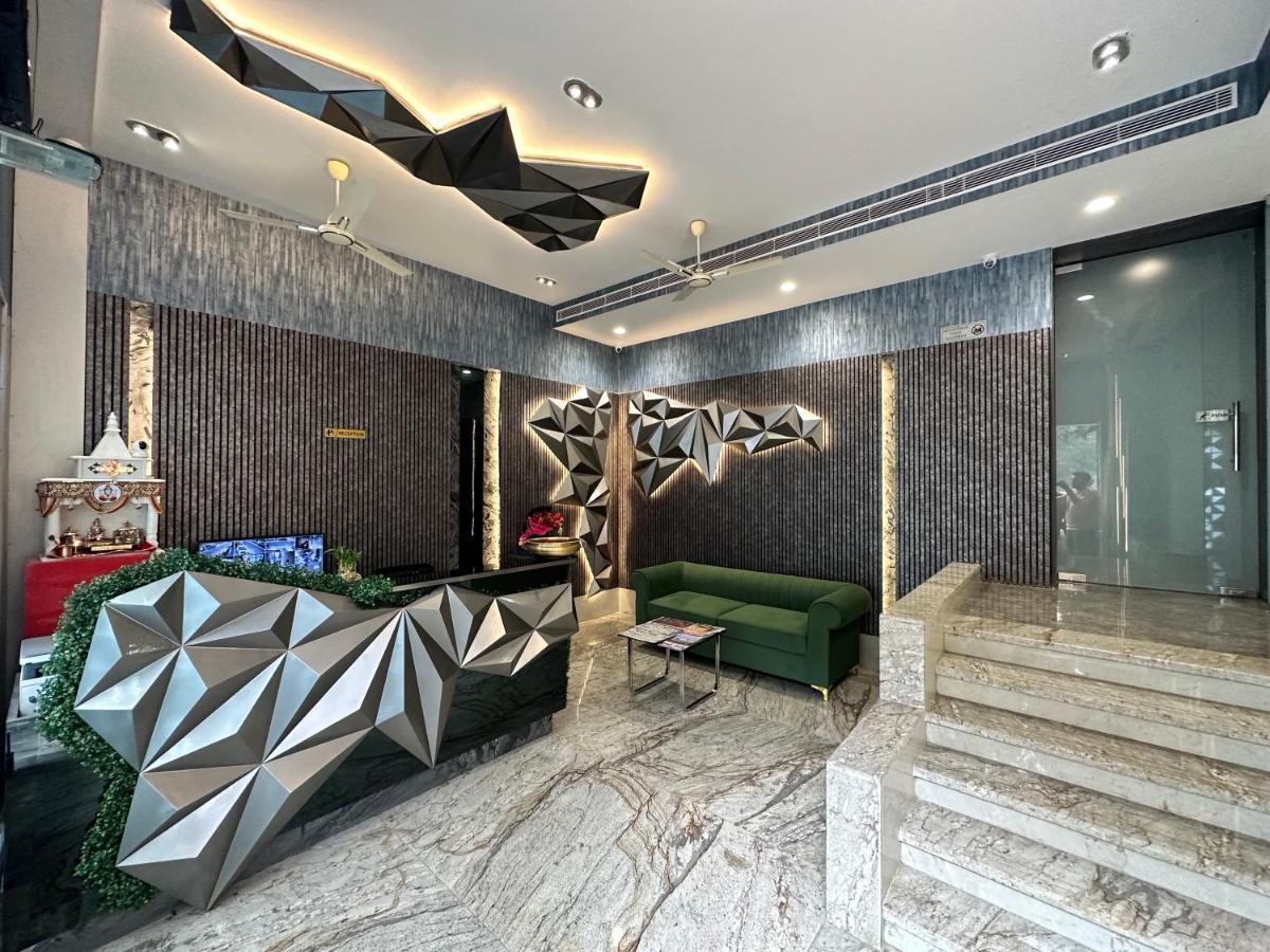 Hotel Pinaka Inn Lucknow Exterior photo