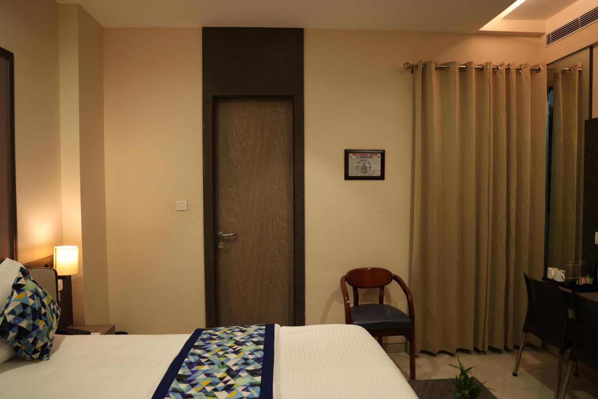 Hotel Pinaka Inn Lucknow Exterior photo