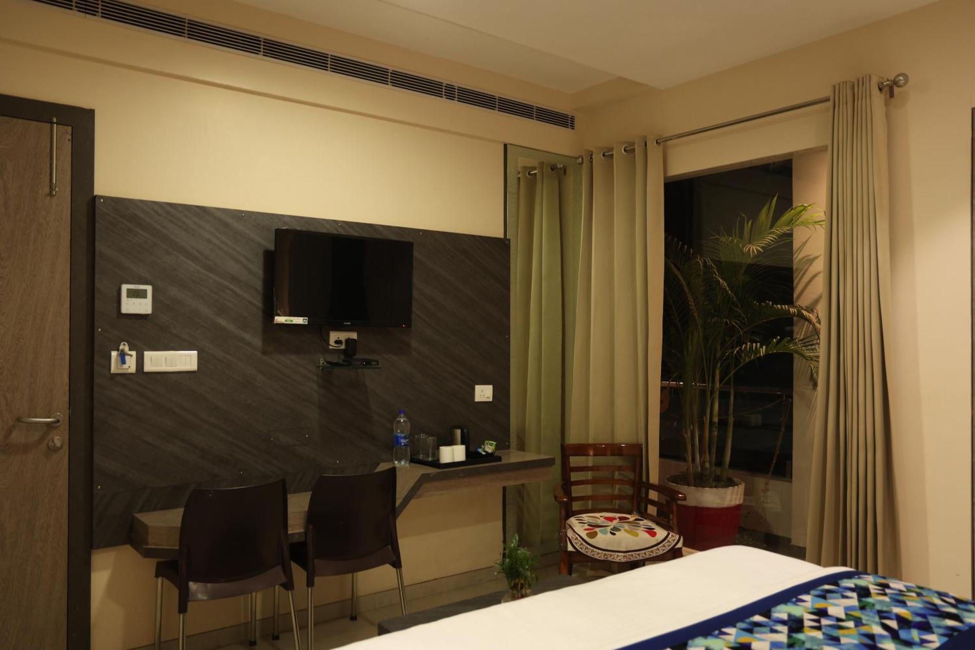 Hotel Pinaka Inn Lucknow Exterior photo