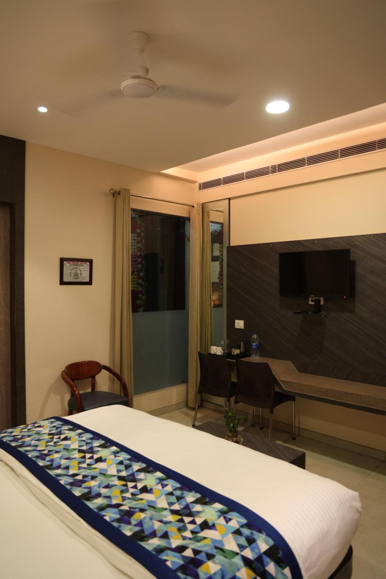 Hotel Pinaka Inn Lucknow Exterior photo