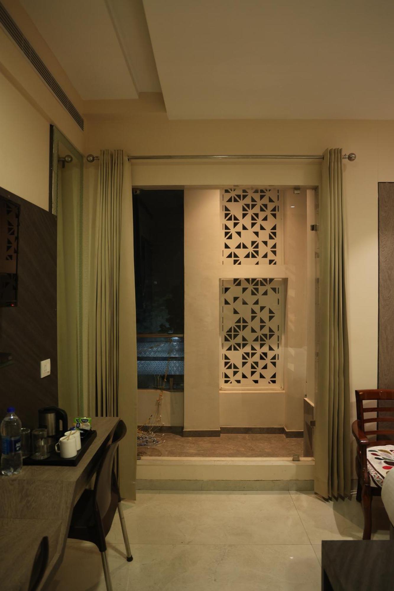 Hotel Pinaka Inn Lucknow Exterior photo