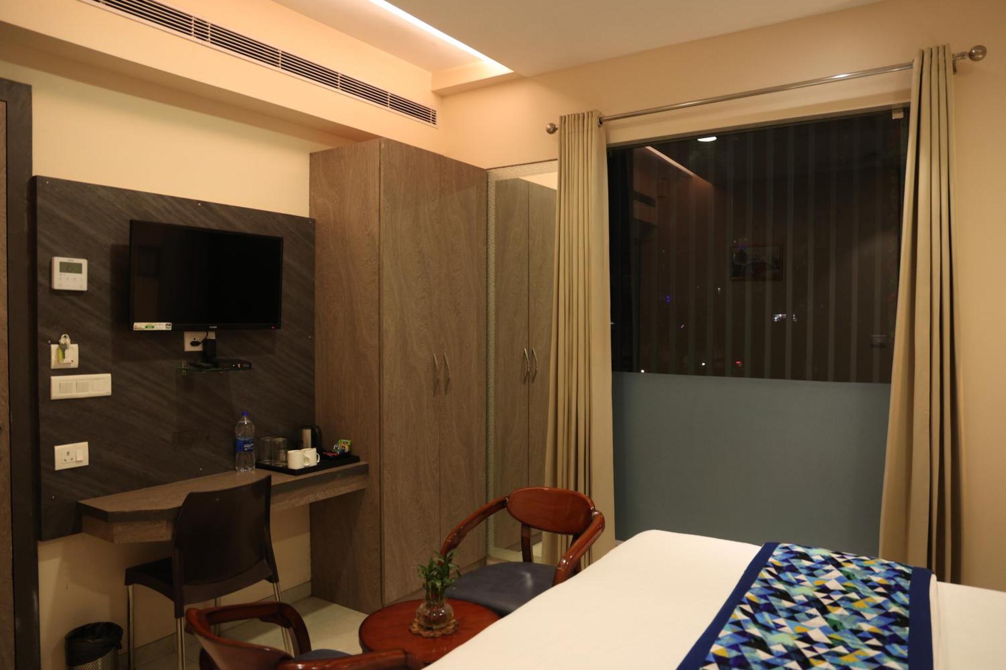 Hotel Pinaka Inn Lucknow Exterior photo